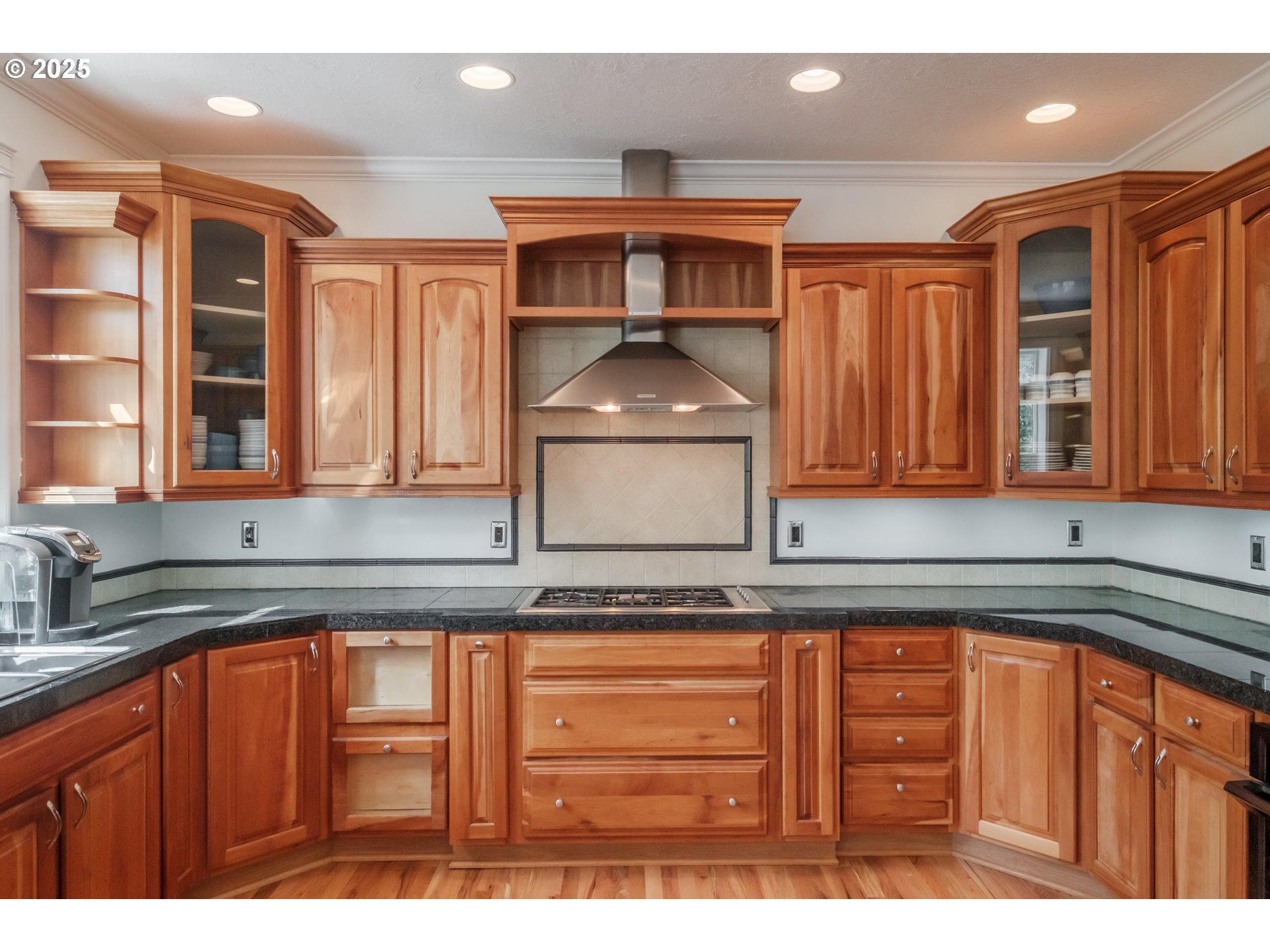 1932 Wallace Road Northwest Salem, OR 97304 - Photo 12 of 48 Kitchen