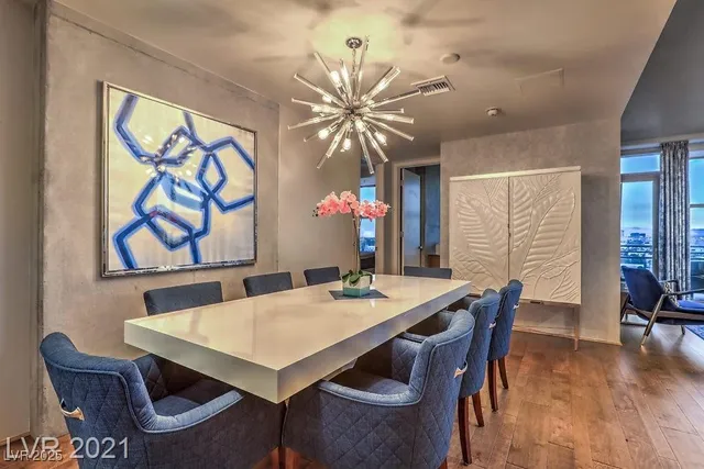 $4,000 | 353 East Bonneville Avenue, Unit 1002, Las Vegas, NV 89101