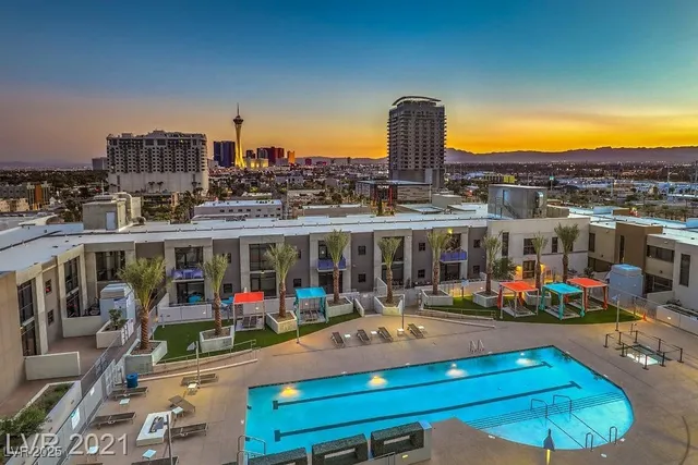 $4,000 | 353 East Bonneville Avenue, Unit 1002, Las Vegas, NV 89101