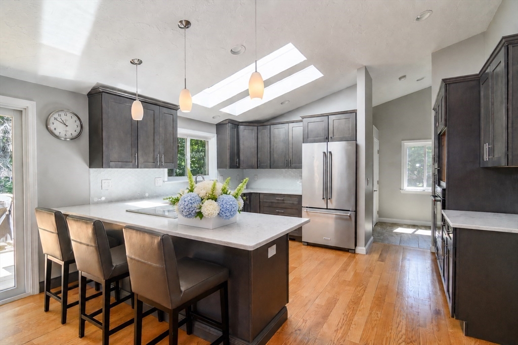 9 Merifield Lane Natick, MA 01760 - Photo 4 of 20