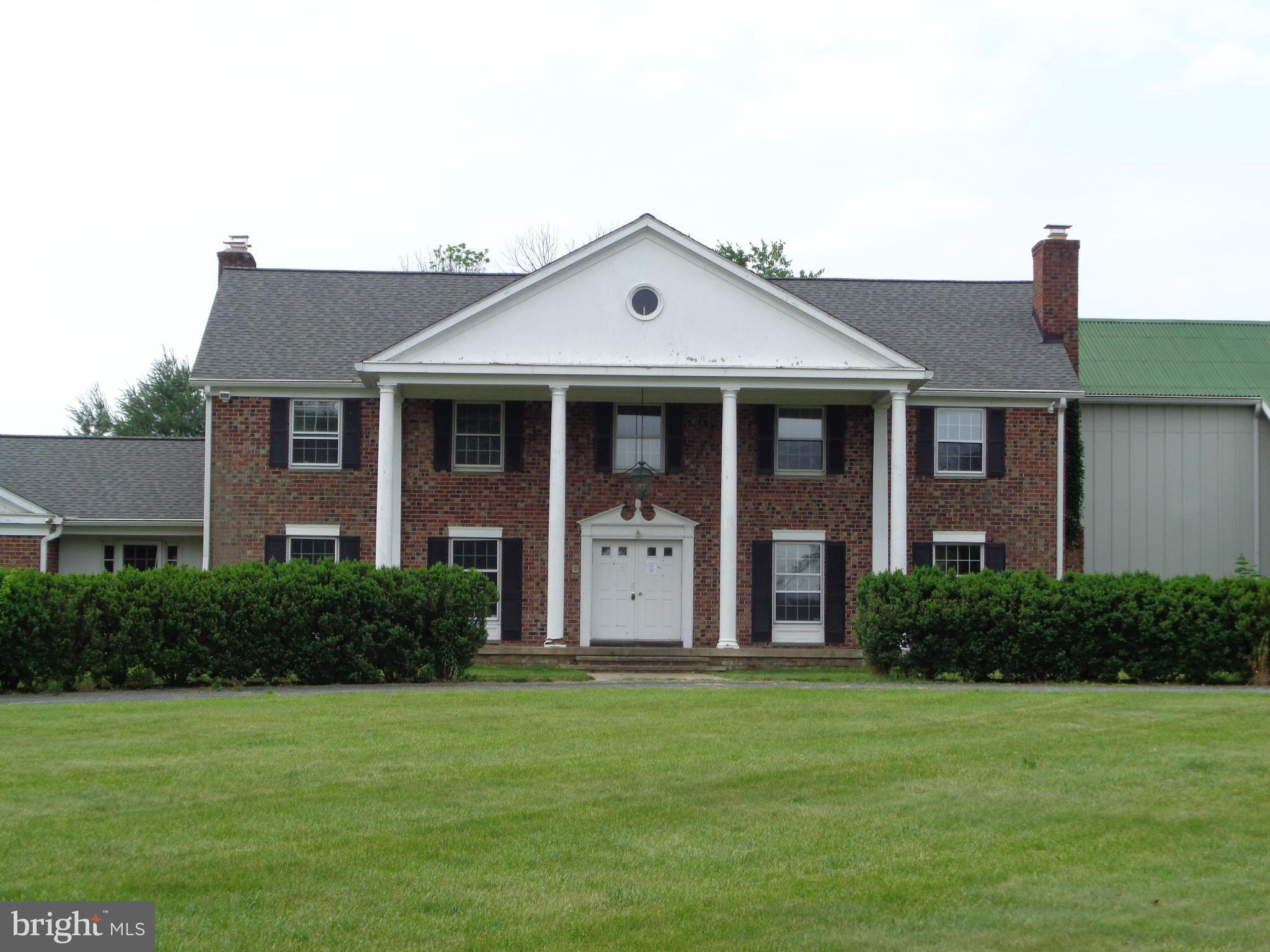 Exterior (Front)