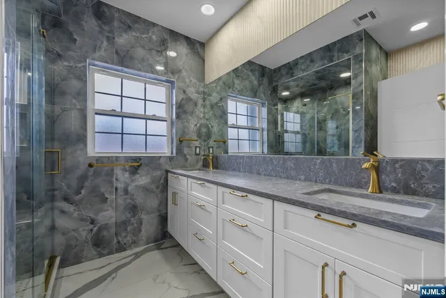 $1,999,000 | 45 Dietrich Lane, North Haledon, NJ 07508