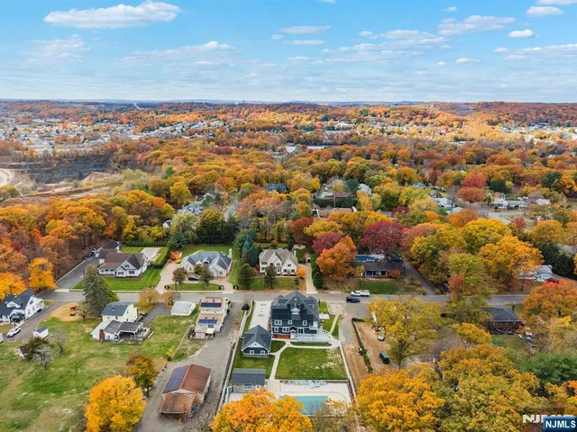 $1,999,000 | 45 Dietrich Lane, North Haledon, NJ 07508