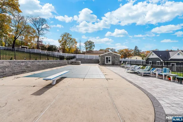 $1,999,000 | 45 Dietrich Lane, North Haledon, NJ 07508