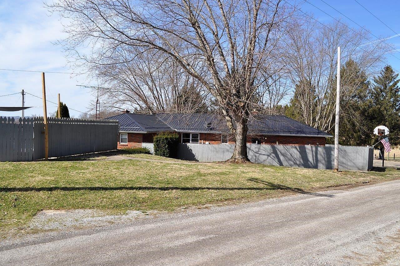 940 County Line Road Northeast Bremen, OH 43107 - Photo 52 of 53 Back View-940 County Line Road NE Bremen OH 43107