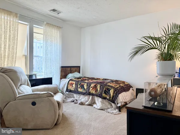 $275,000 | 1 Brook Farm Court, Unit 1D, Honeygo, MD 21128
