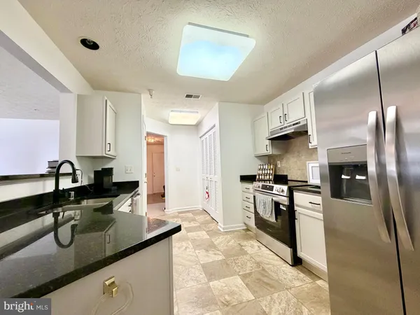 $275,000 | 1 Brook Farm Court, Unit 1D, Honeygo, MD 21128