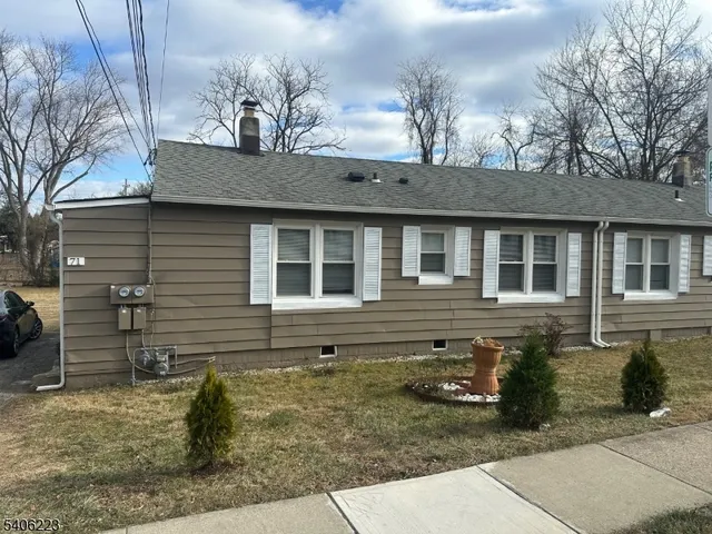 $350,000 | 71 Washington Avenue, Unit 1L, Victory Gardens, NJ 07801