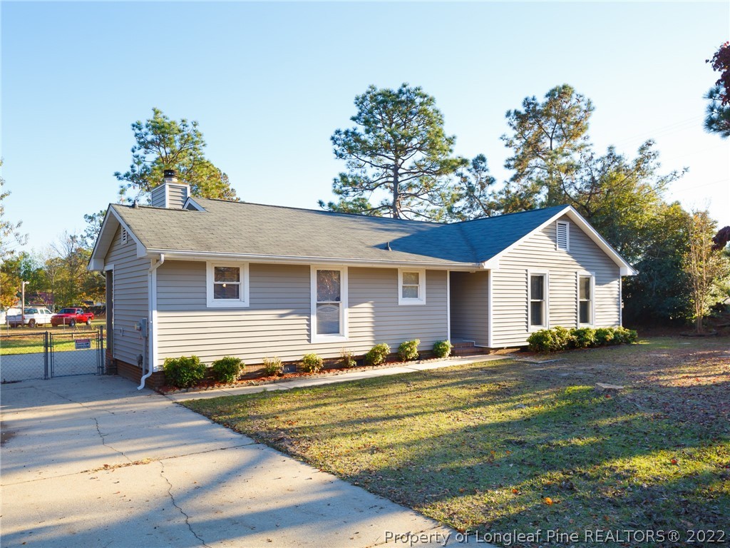 3615 Golfview Road Hope Mills, NC 28348 - Photo 1 of 32 Gallery Image 1
