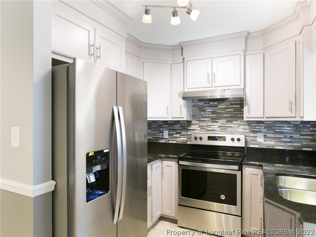 3615 Golfview Road Hope Mills, NC 28348 - Photo 15 of 32 Gallery Image 15