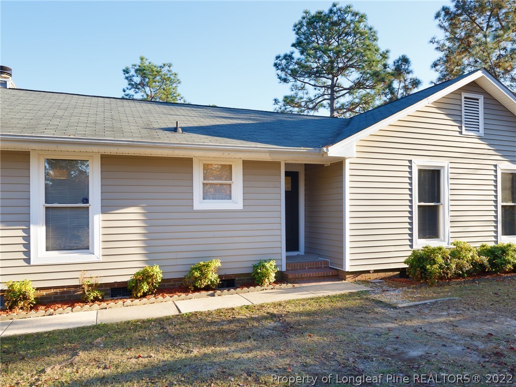 3615 Golfview Road Hope Mills, NC 28348 - Photo 3 of 32 Gallery Image 3