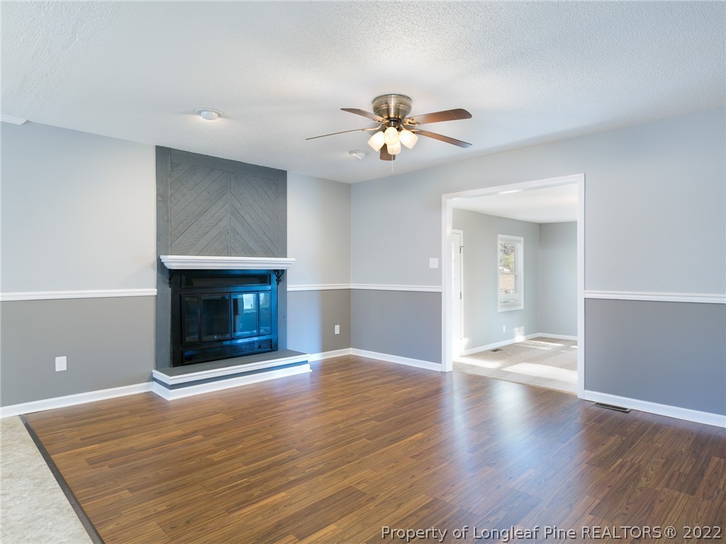 3615 Golfview Road Hope Mills, NC 28348 - Photo 5 of 32 Gallery Image 5