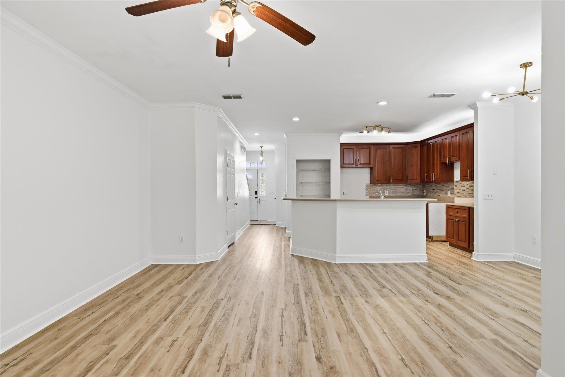 1575 Paul Russell Road, Unit 2302 Tallahassee, FL 32301 - Photo 25 of 52 Gallery Image 25