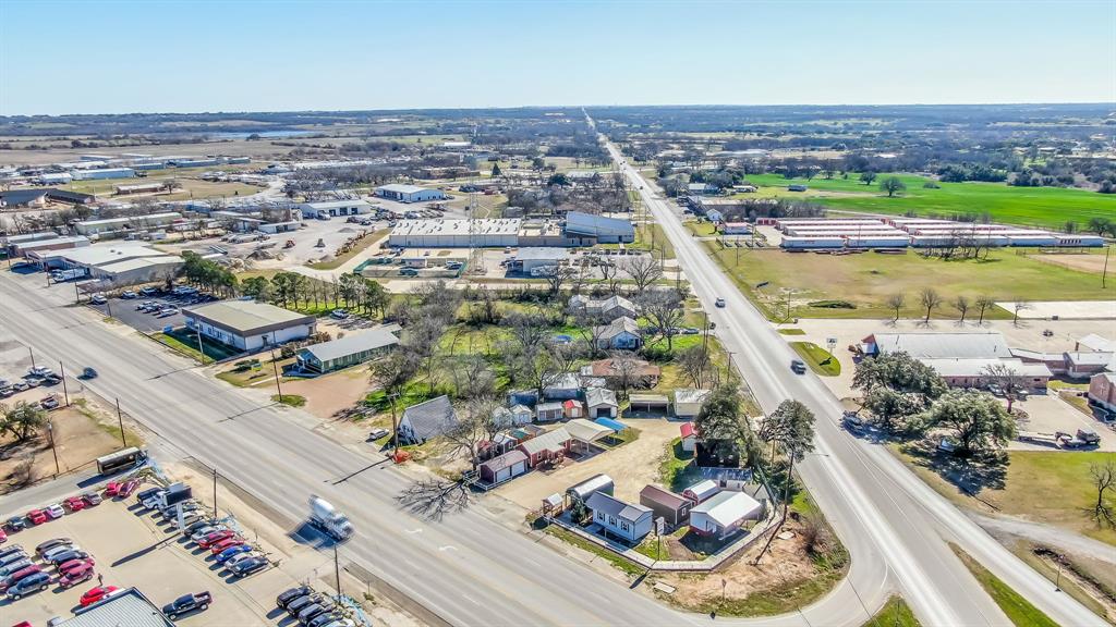 404 East South Loop Stephenville, TX 76401 - Photo 3 of 9