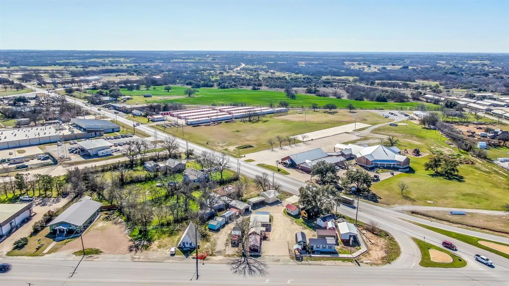 404 East South Loop Stephenville, TX 76401 - Photo 4 of 9