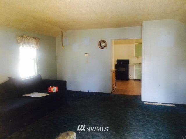 1444 North 28th Street Renton, WA 98056 - Photo 5 of 6