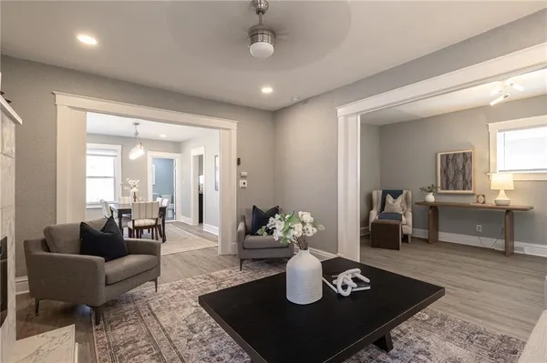 $279,900 | 3200 Lockridge Avenue, Kansas City, MO 64128
