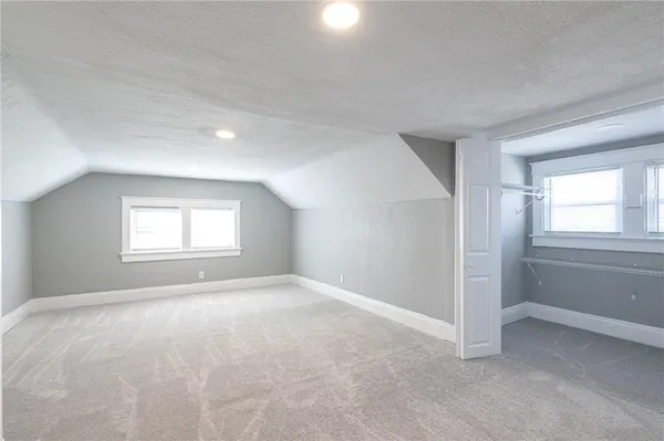 $279,900 | 3200 Lockridge Avenue, Kansas City, MO 64128