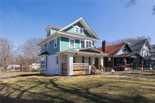 $279,900 | 3200 Lockridge Avenue, Kansas City, MO 64128