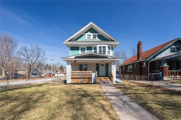 $279,900 | 3200 Lockridge Avenue, Kansas City, MO 64128