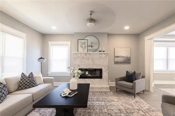 $279,900 | 3200 Lockridge Avenue, Kansas City, MO 64128