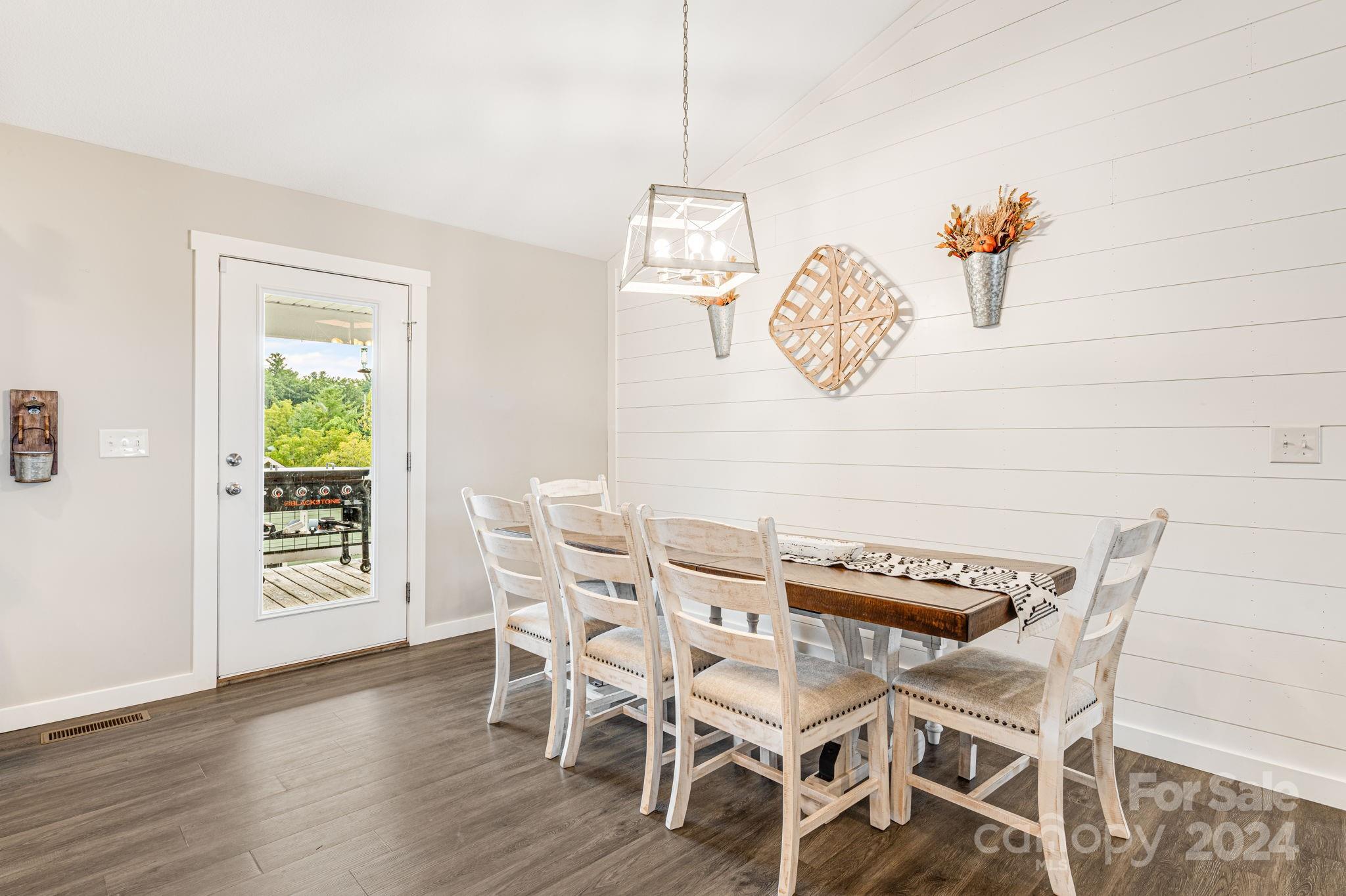 258 Clarks Chapel Road Weaverville, NC 28787 - Photo 12 of 30 Gallery Image 12