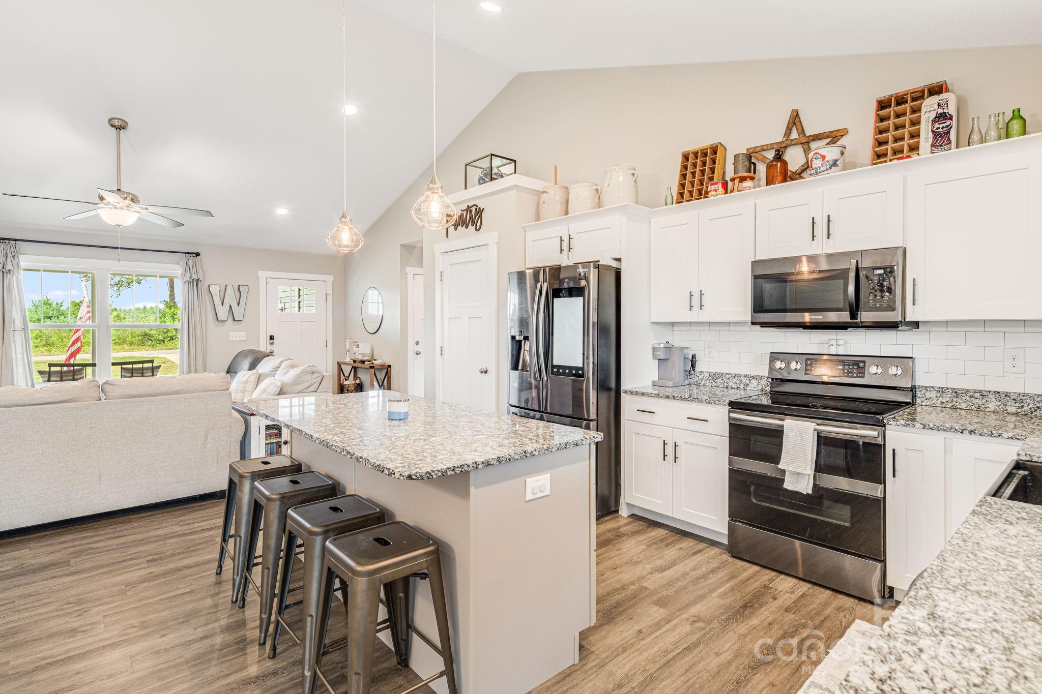 258 Clarks Chapel Road Weaverville, NC 28787 - Photo 14 of 30 Gallery Image 14