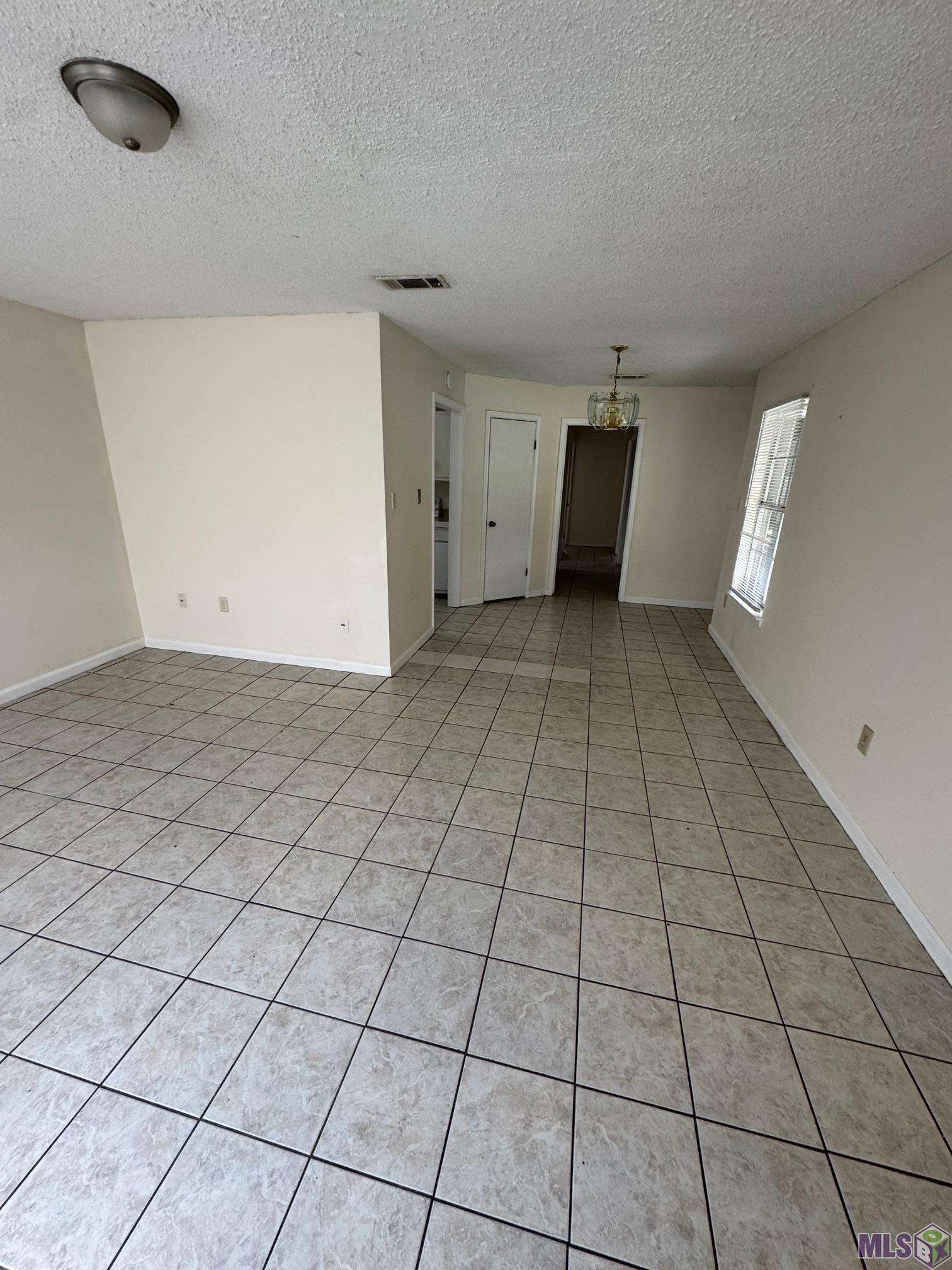 984 West Mc Kinley Street Baton Rouge, LA 70802 - Photo 3 of 9