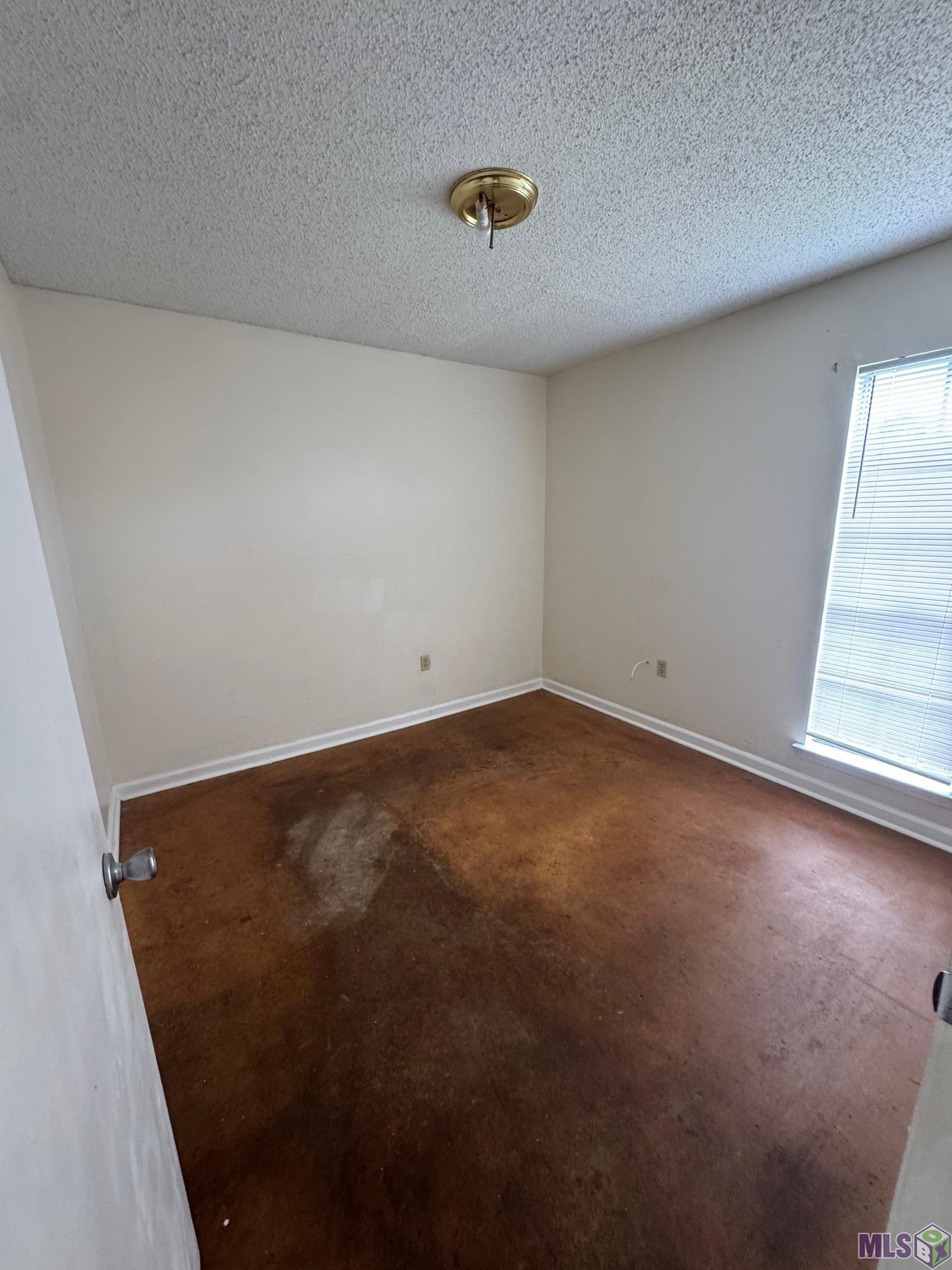 984 West Mc Kinley Street Baton Rouge, LA 70802 - Photo 7 of 9