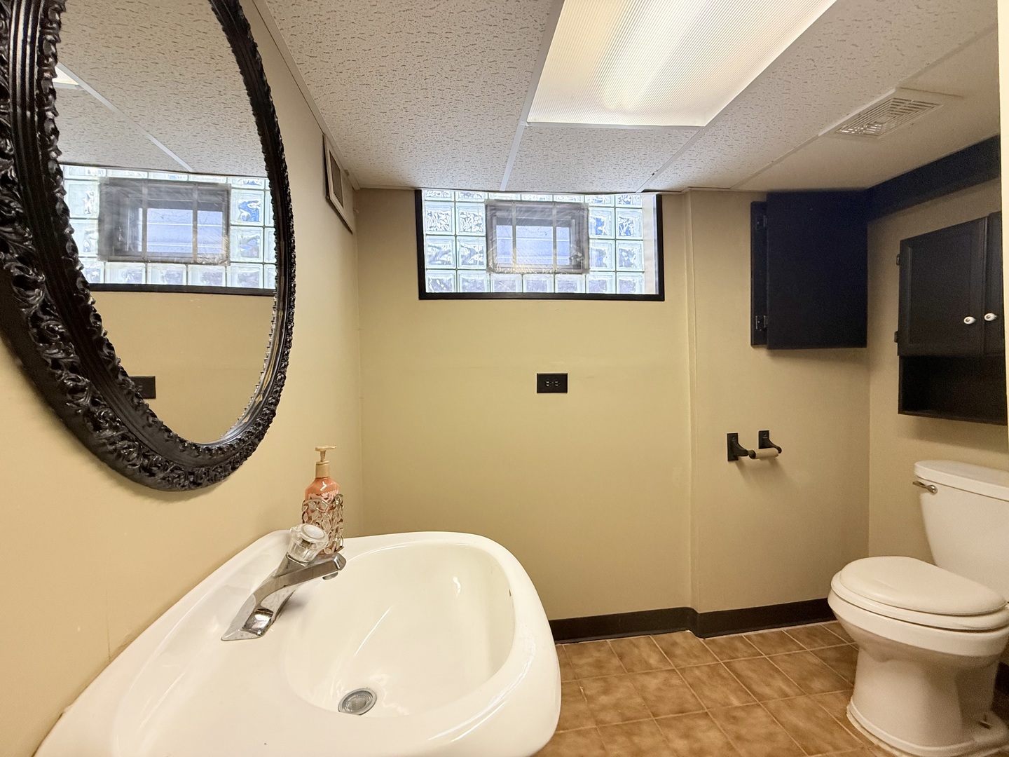 5818 West 60th Street Chicago, IL 60638 - Photo 30 of 39