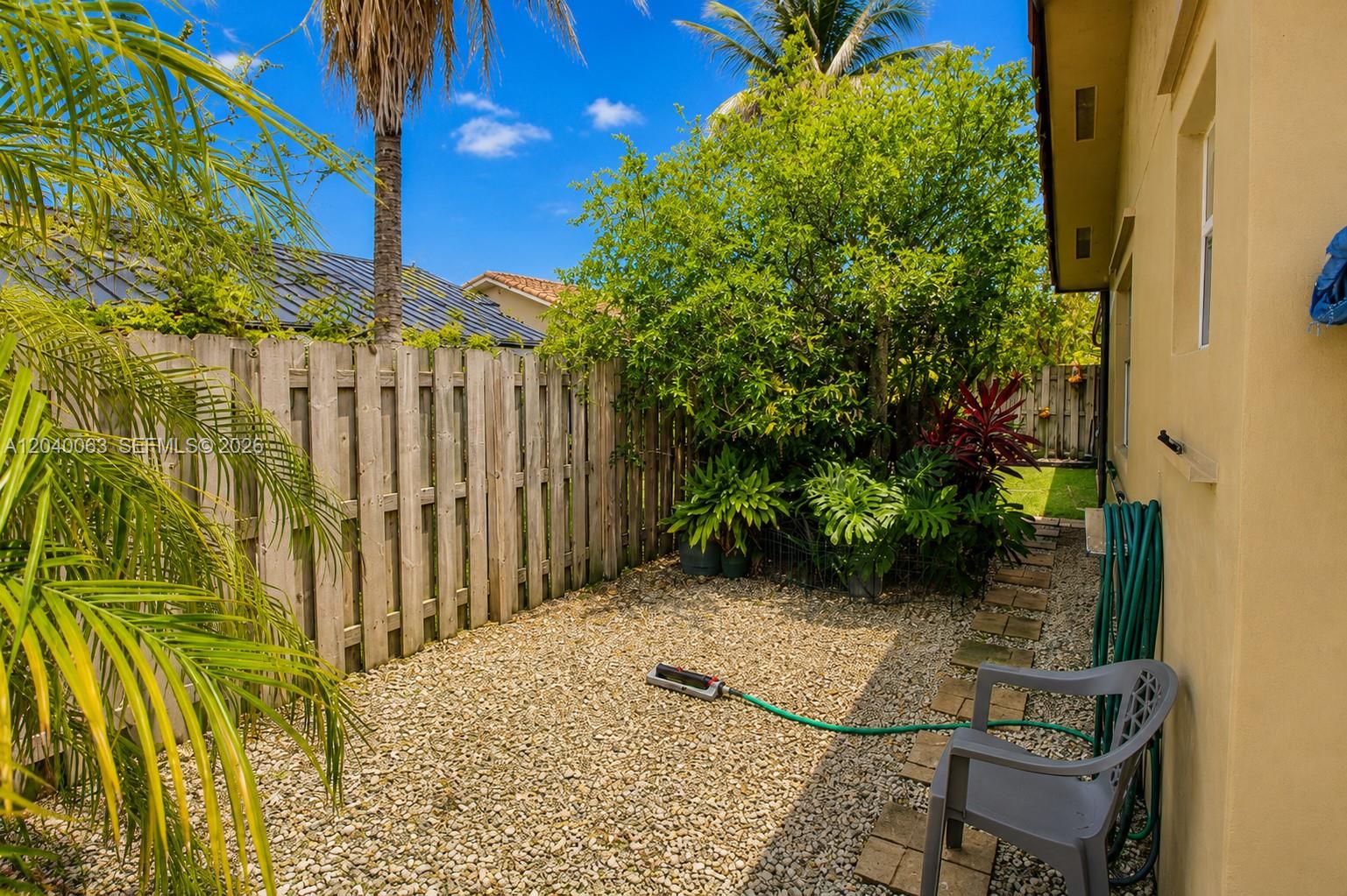 7743 Southwest 157th Place Miami, FL 33193 - Photo 29 of 30