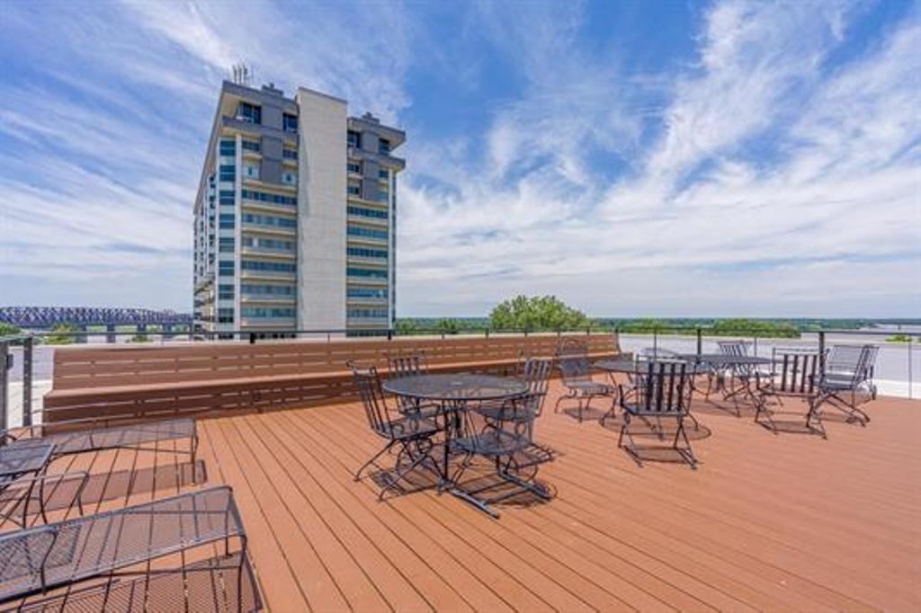 648 Riverside Drive, Unit 306 Memphis, TN 38103 - Photo 1 of 21 Gallery Image 1