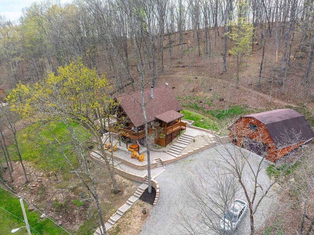 706 Debord Road Waverly, OH 45690 - Photo 4 of 68 4