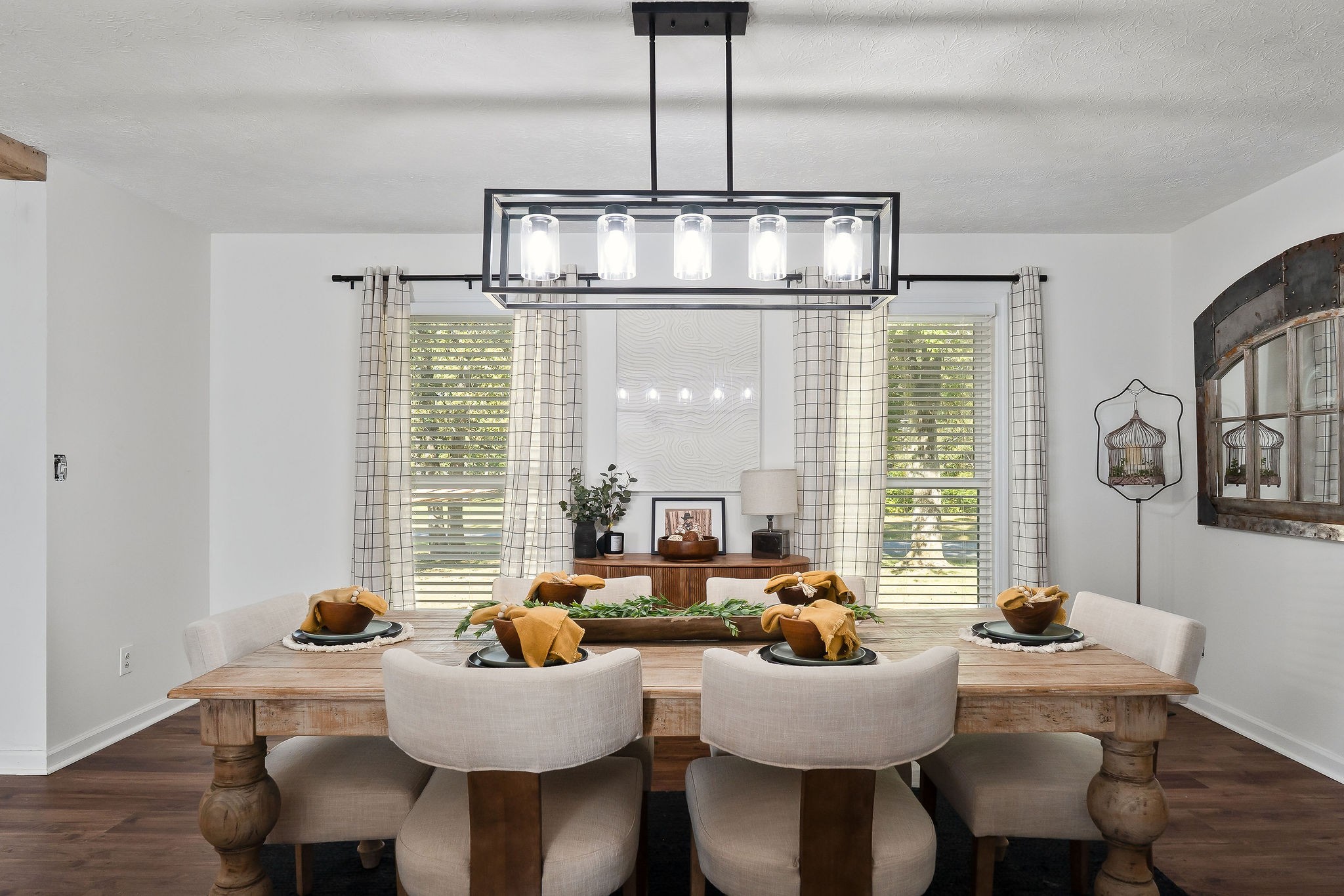 296 Big Rock Road Smithville, TN 37166 - Photo 13 of 32 a living room with furniture and a chandelier