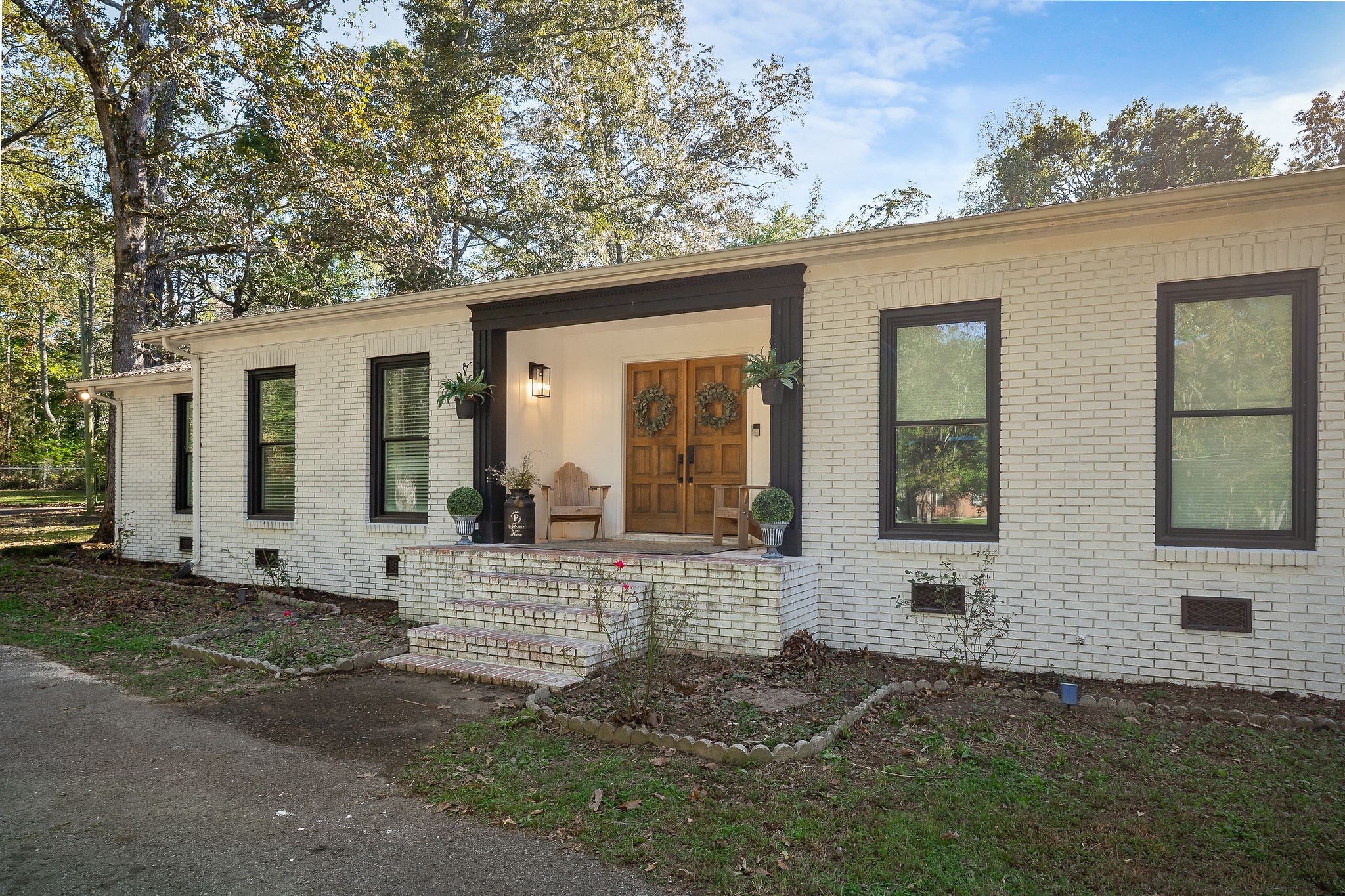 296 Big Rock Road Smithville, TN 37166 - Photo 2 of 32 a view of a house with a yard