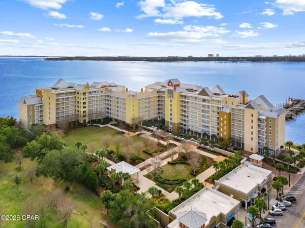 $739,900 | 3001 West 10th Street, Unit 711, Panama City, FL 32401