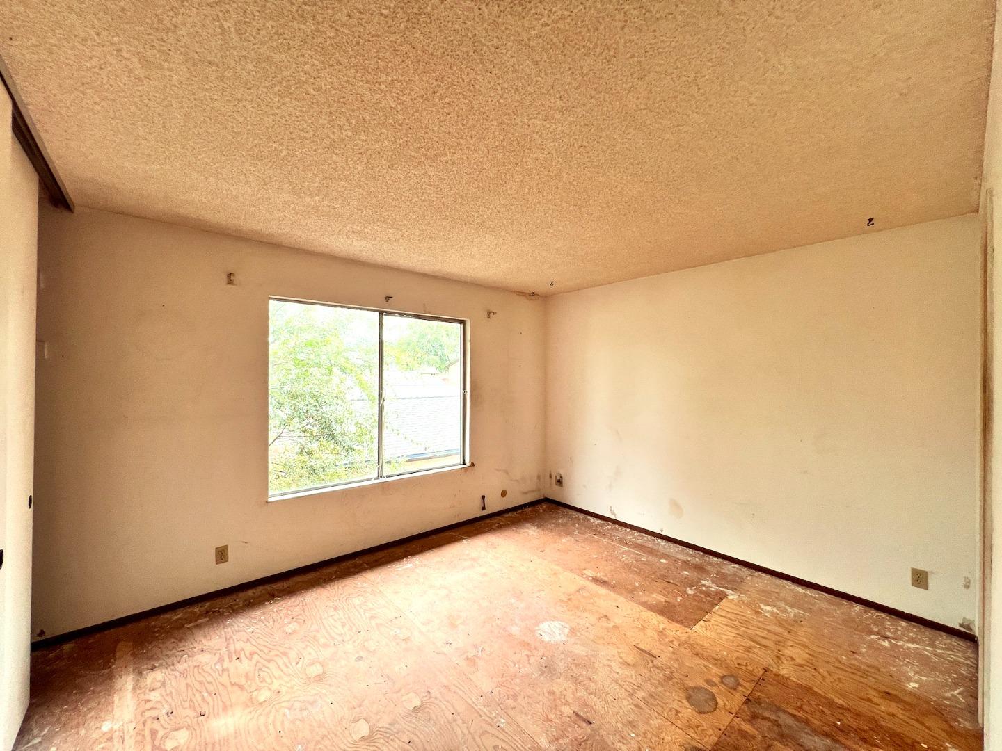 3305 Innerwick Lane San Jose, CA 95121 - Photo 16 of 19 an empty room with a window