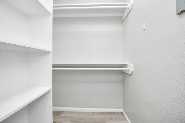 $900 | 116 Marian Street, Unit 4, Baytown, TX 77520