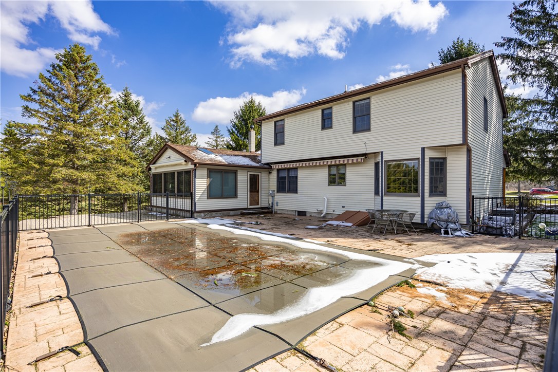 5176 Emerson Road Canandaigua Town, NY 14424 - Photo 5 of 40