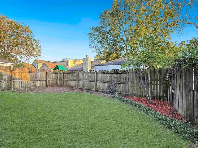 $1,750 | 9123 Alder Drive, St. George, LA 70817