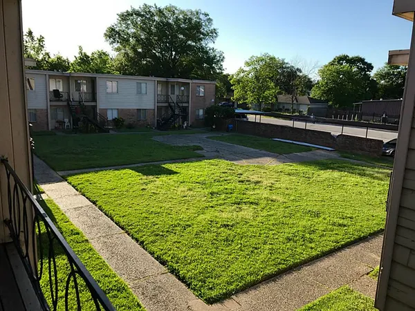 $1,350 | 638 Heidrich Street, Unit 19, Houston, TX 77018