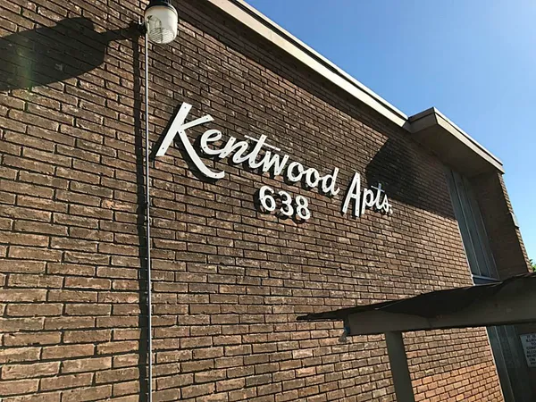 $1,350 | 638 Heidrich Street, Unit 19, Houston, TX 77018