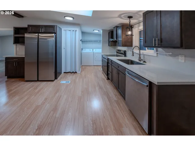 $149,000 | 8630 Southeast Frontier Court, Unit 40, Clackamas, OR 97015