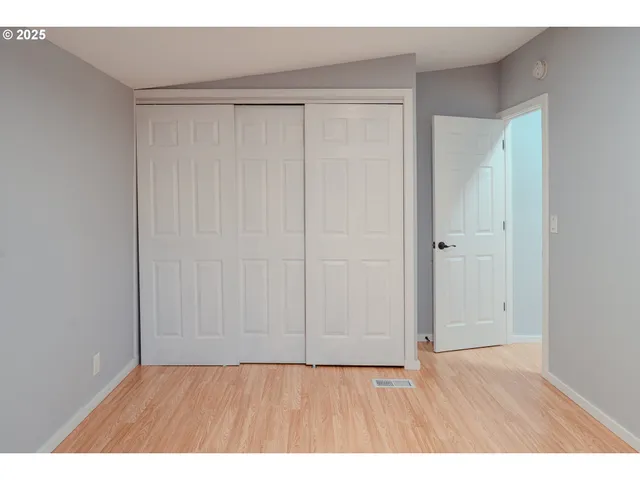 $149,000 | 8630 Southeast Frontier Court, Unit 40, Clackamas, OR 97015