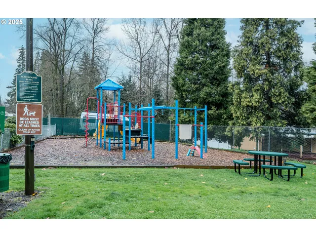 $149,000 | 8630 Southeast Frontier Court, Unit 40, Clackamas, OR 97015