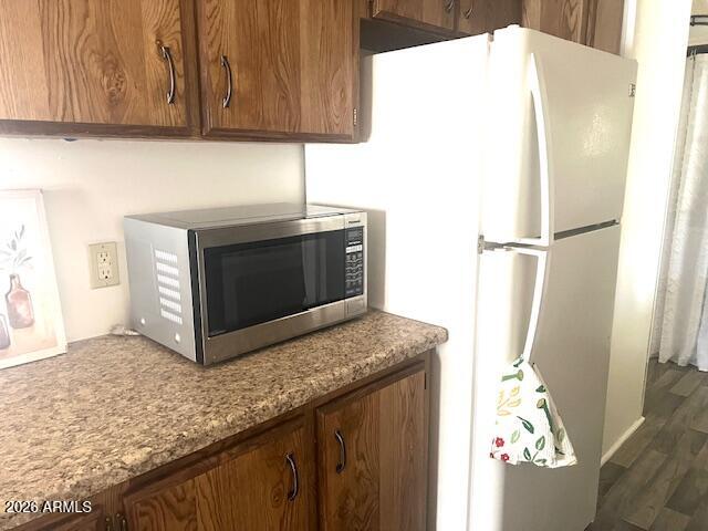 834 South Meridian Road, Unit 104 Apache Junction, AZ 85120 - Photo 13 of 43 Microwave stays