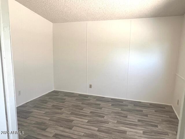 834 South Meridian Road, Unit 104 Apache Junction, AZ 85120 - Photo 20 of 43 Large Primary Bedroom