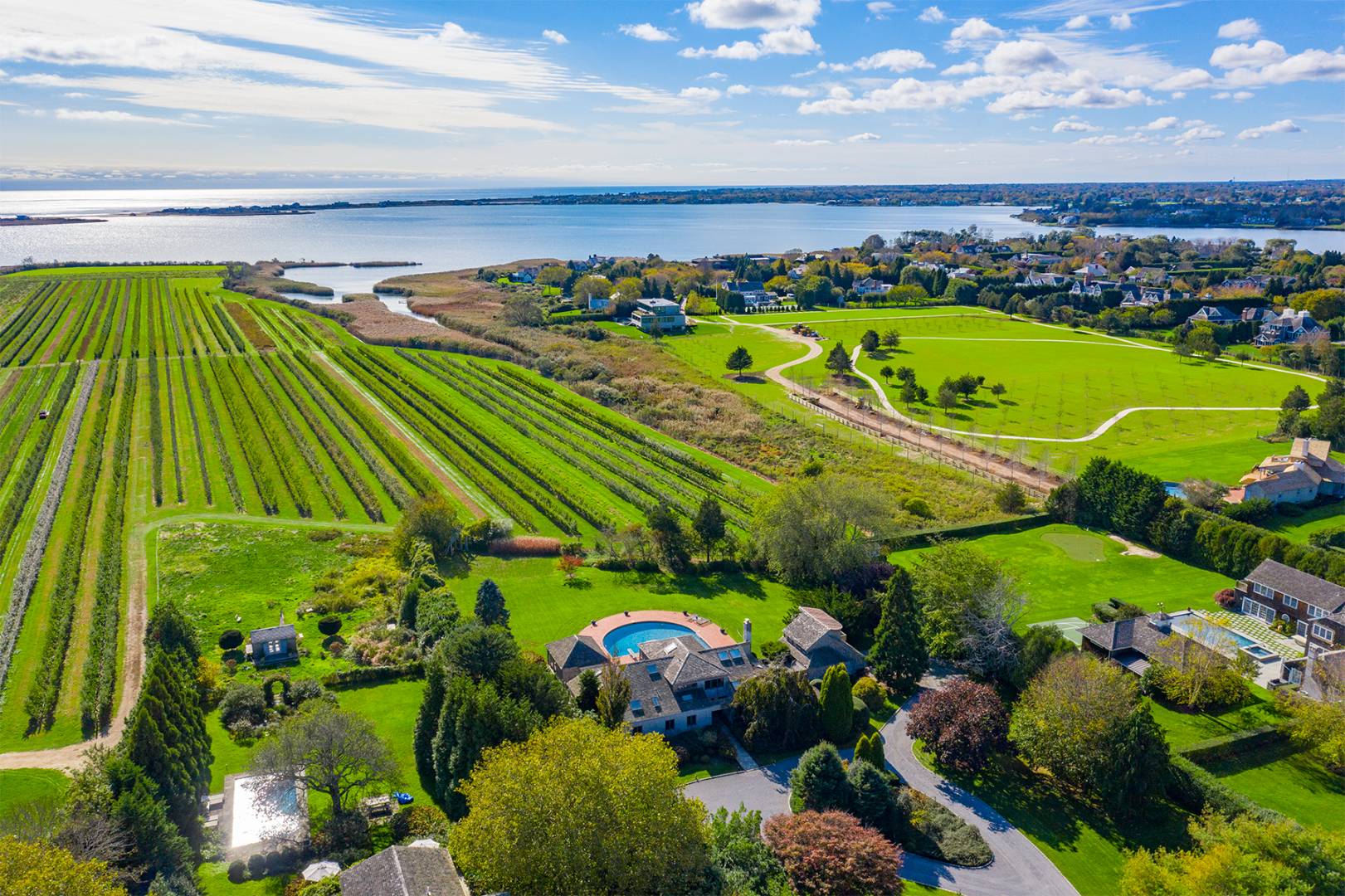 677 Mecox Road Water Mill, NY 11976 - Photo 9 of 24