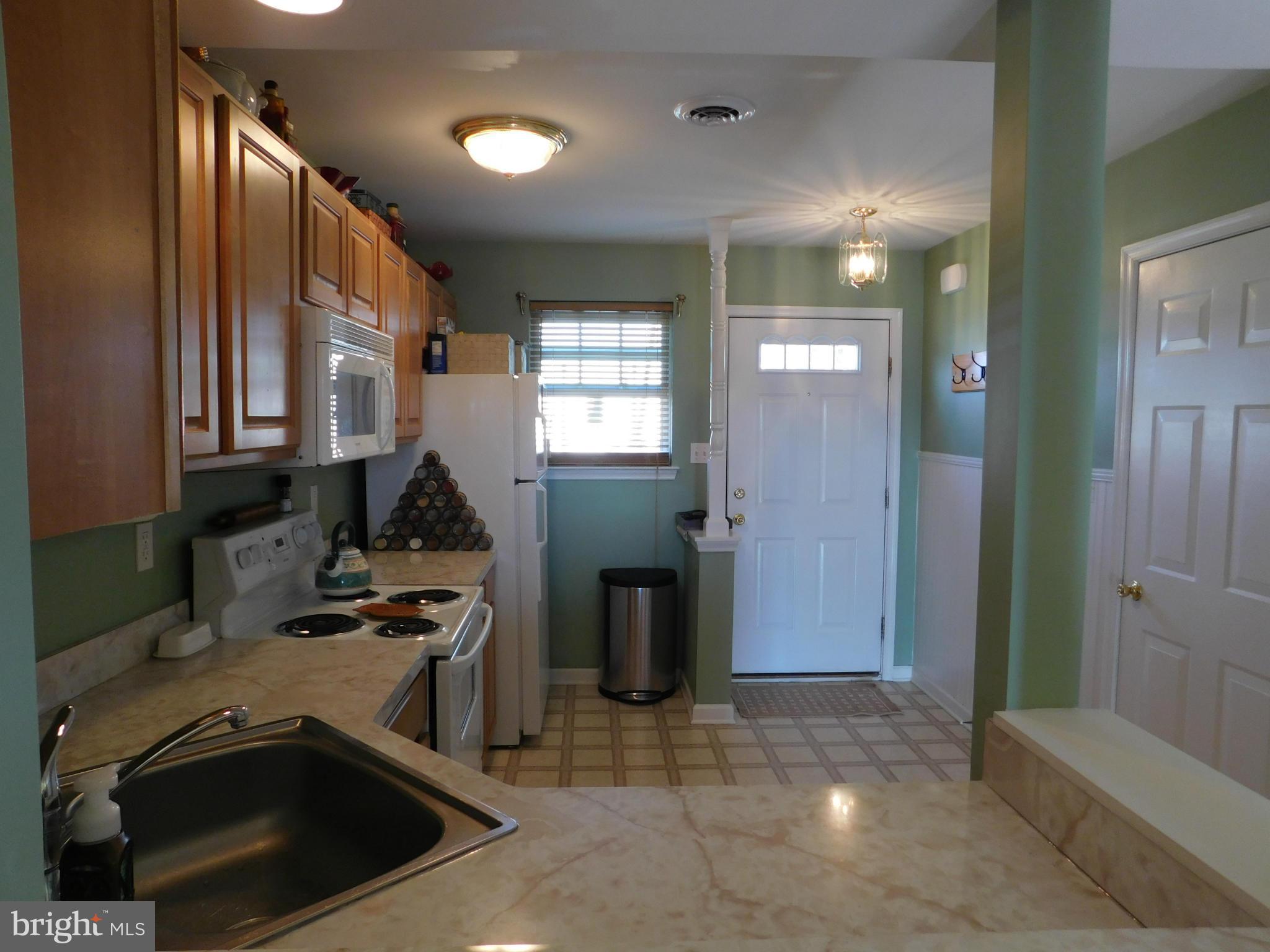 179 Mill Road Chambersburg, PA 17201 - Photo 6 of 20 Kitchen
