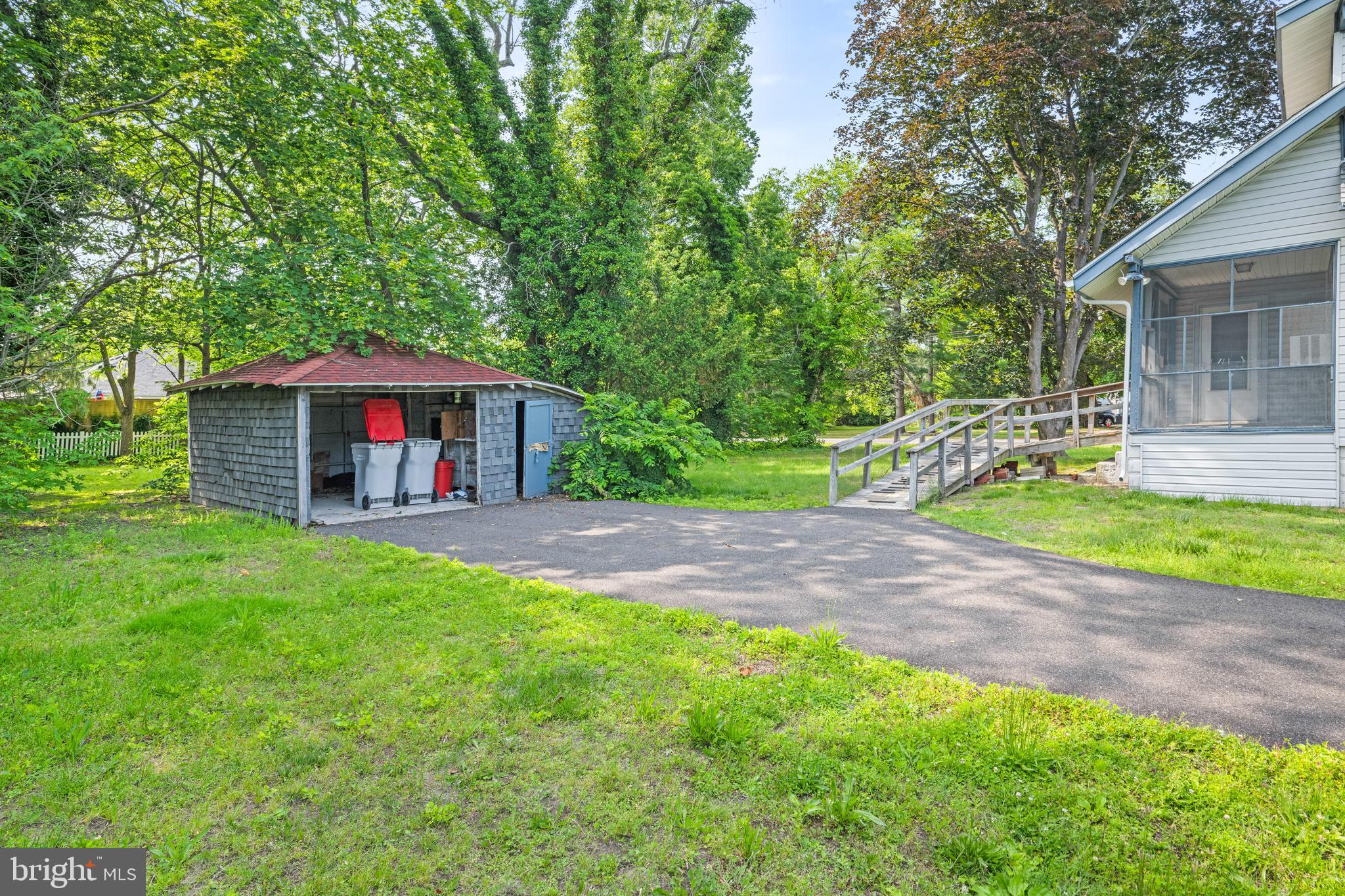 668 South Spring Road Vineland, NJ 08361 - Photo 6 of 24 a view of a house with a yard